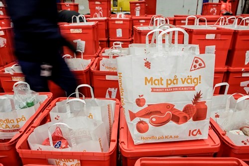 25 000 kvm automatiserat och robotiserat kyl- och fryslager med DLE-teknik